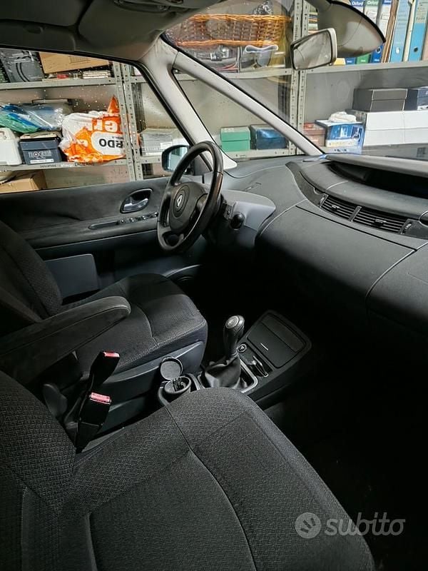 Usata Renault Espace 140 CV (102 kW) 2007 Grigio Monovolume