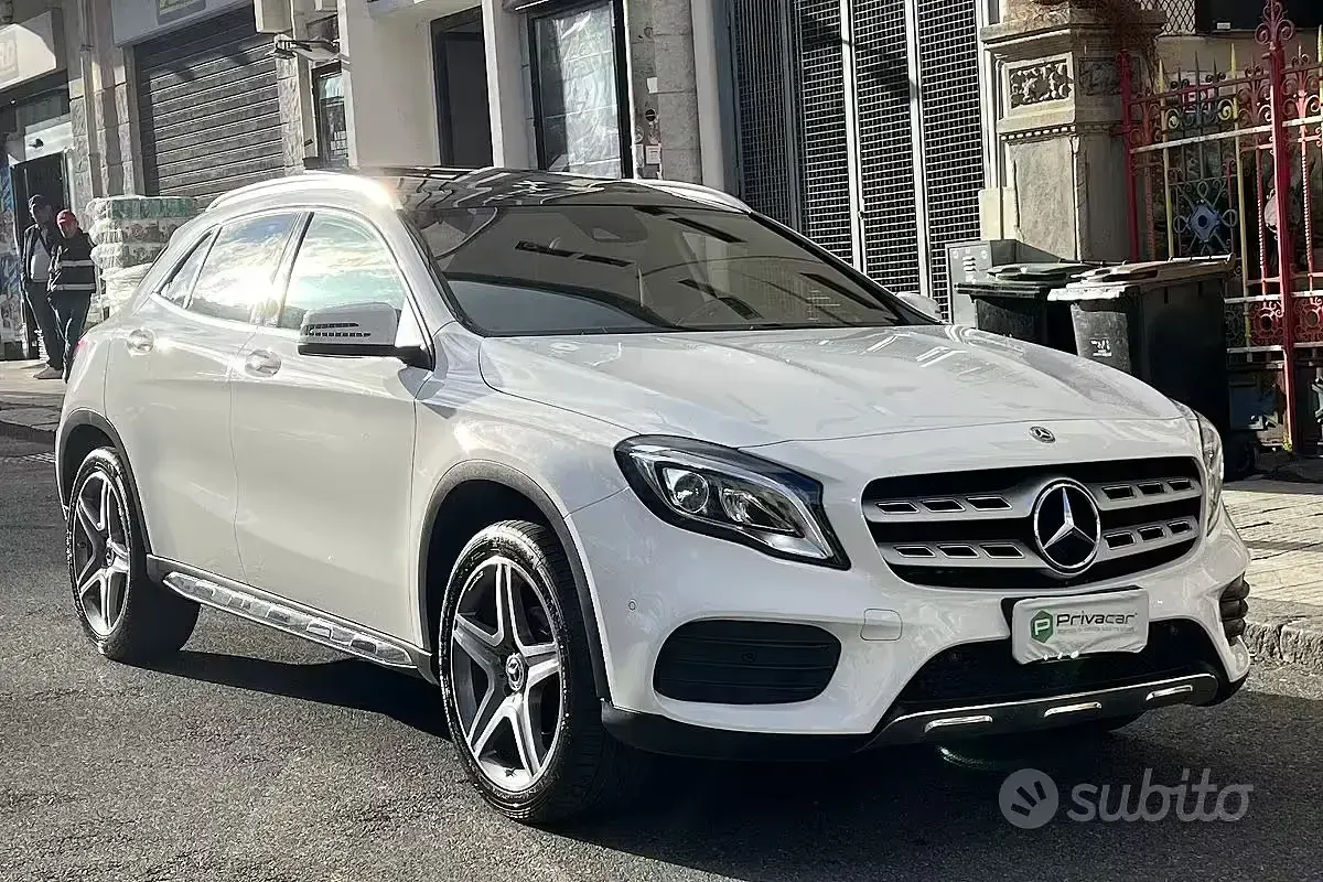 Usata Mercedes GLA200 Premium 136 CV (100 kW) 2019 Bianco SUV