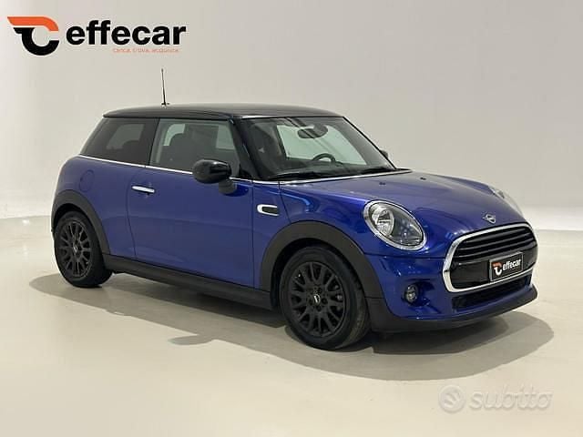 Usata Mini Cooper Business 136 CV (100 kW) 2021 Blu Utilitaria