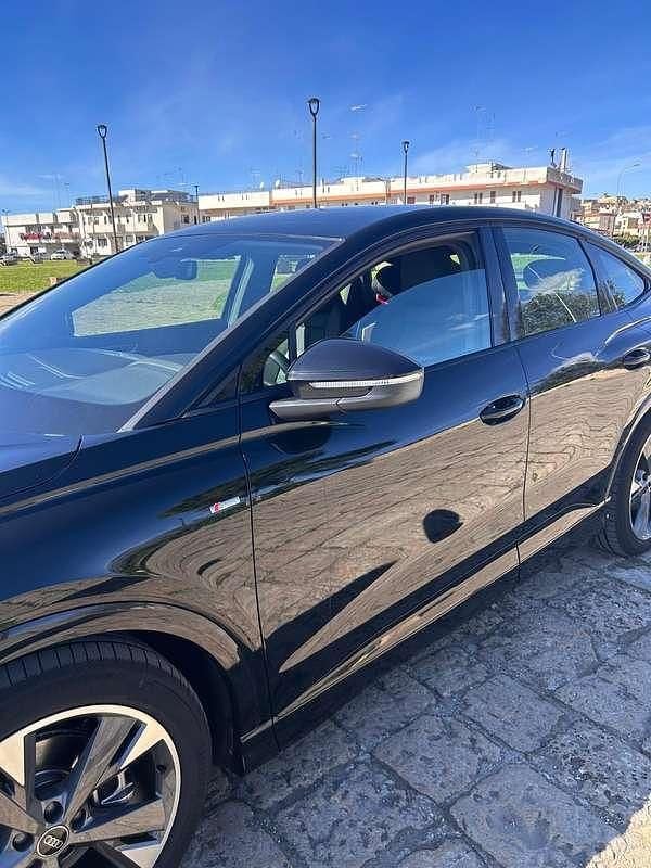 Usata Audi Q4 Sportback e-tron S-Line 69 kW (95 CV) 2022 Nero SUV
