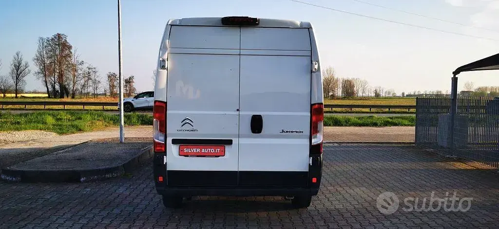 Usata Citroën Jumper 140 CV (102 kW) 2020 Bianco pastello Monovolume