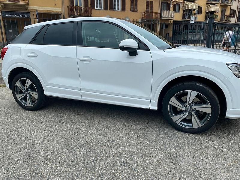 Bianco Usata 2018 Audi Q2 Sport SUV | 19.000 € (Buon prezzo) - Immagine 1/4