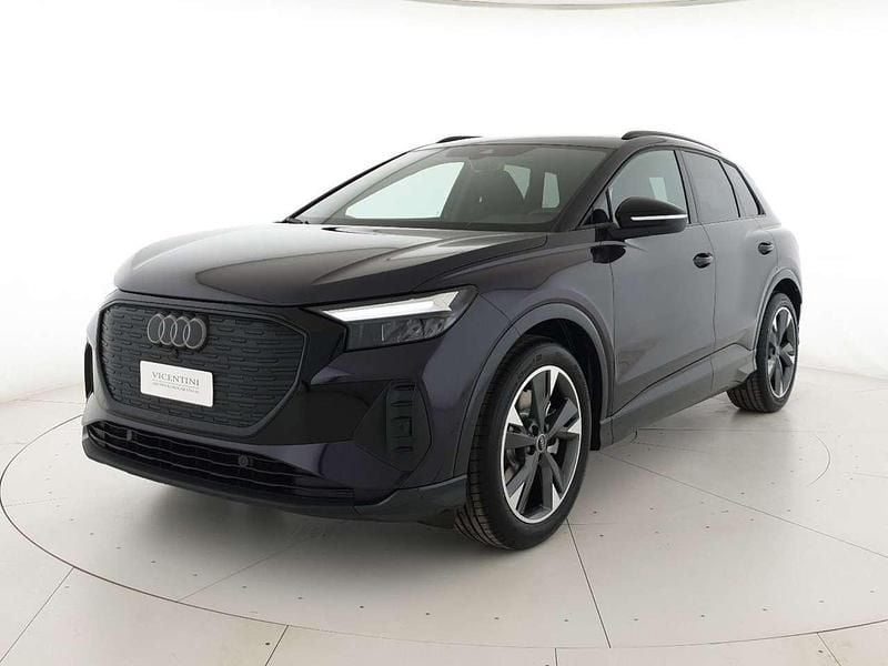 Nuova Audi Q4 e-tron 69 kW (95 CV) 2026 Viola aurora metallizzato SUV