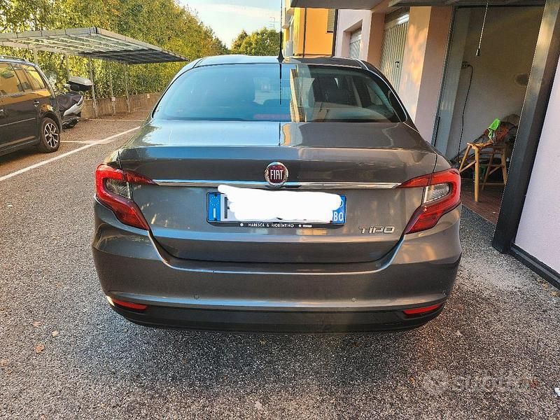 Usata Fiat Tipo Easy 95 CV (69 kW) 2016 Berlina