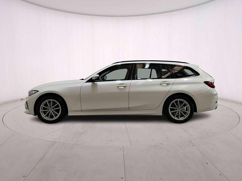 Usata BMW 320 190 CV (139 kW) 2022 Alpin white Station wagon
