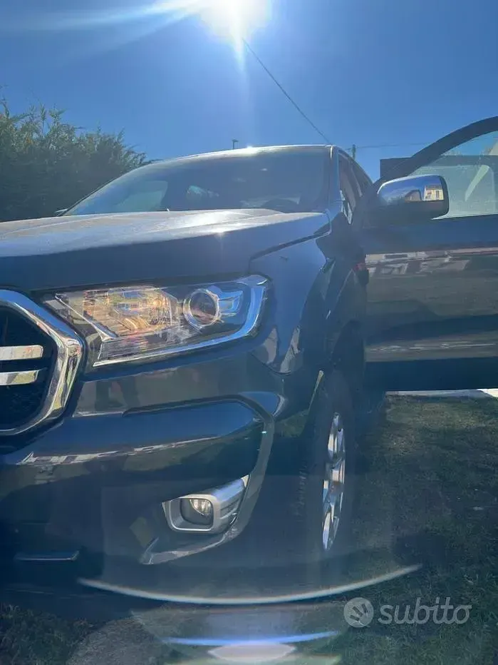 Usata Ford Ranger 170 CV (125 kW) 2020 Grigio Pick-up