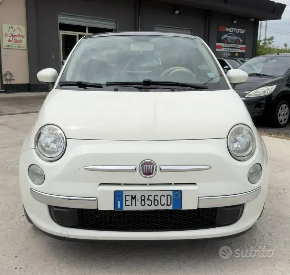 Usata Fiat 500 Lounge 95 CV (69 kW) 2012 Bianco Utilitaria