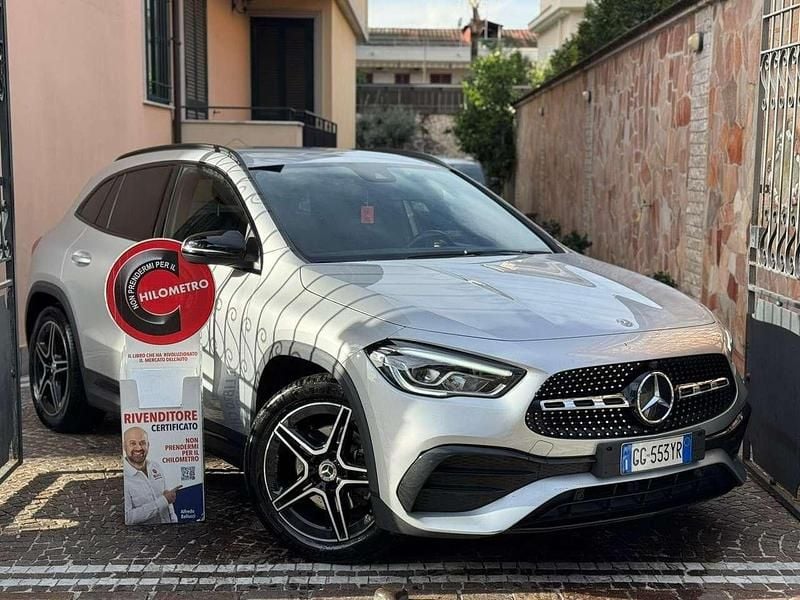 Argento Usata 2021 Mercedes GLA200 Premium SUV | 24.990 € (Ottimo prezzo) - Immagine 1/4