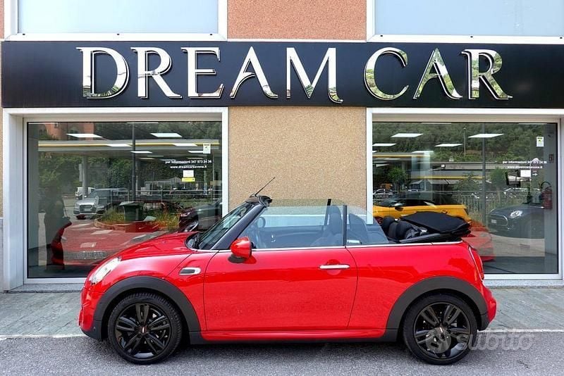 Usata Mini Cooper D Cabriolet 116 CV (85 kW) 2017 Rosso Cabrio