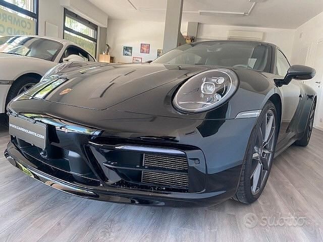 Usata Porsche 911 Carrera T 385 CV (283 kW) 2023 Nero Coupé