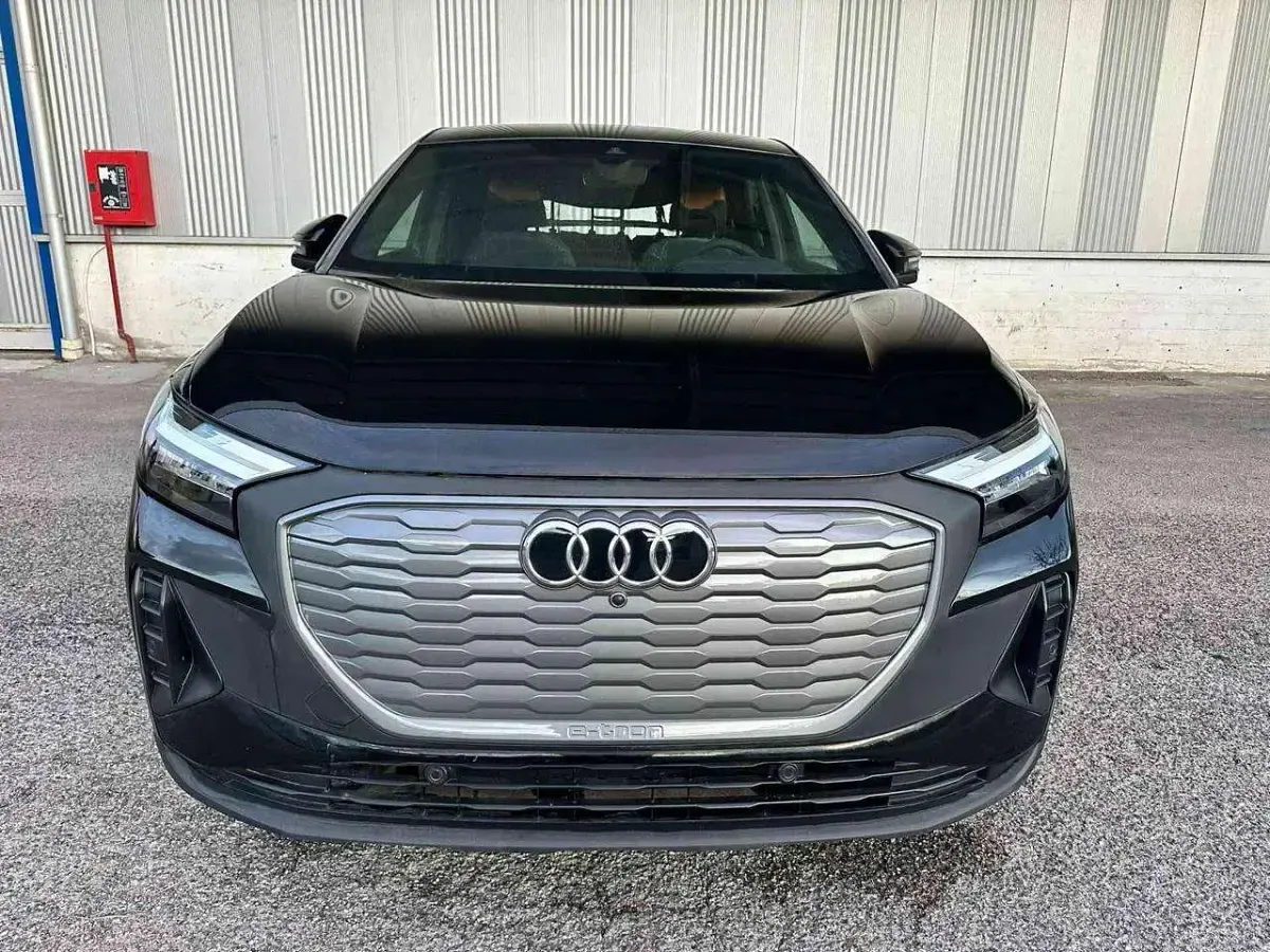 Usata Audi Q4 e-tron Advanced 150 kW (204 CV) 2023 Nero SUV