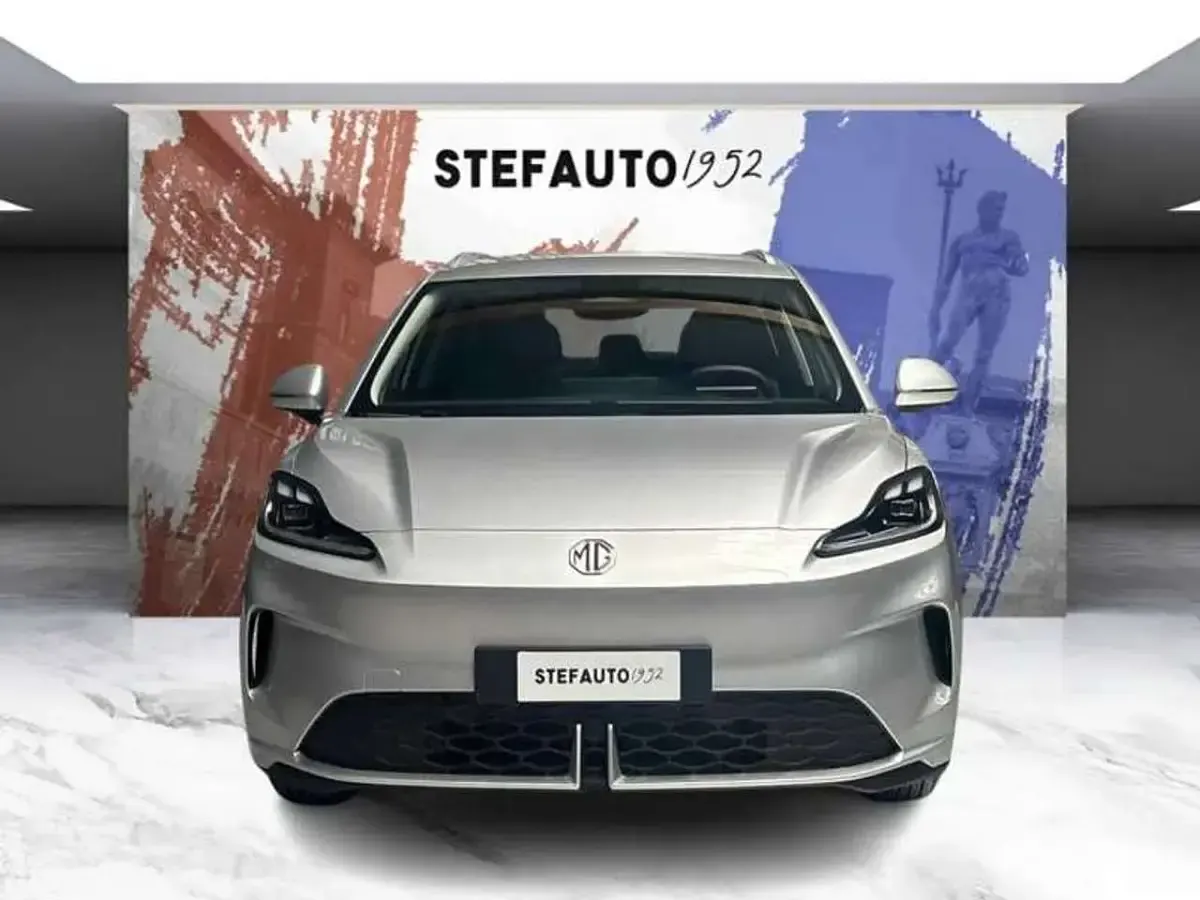 Nuova MG MG4 EV Comfort 67 kW (92 CV) 2026 Medal silver Utilitaria
