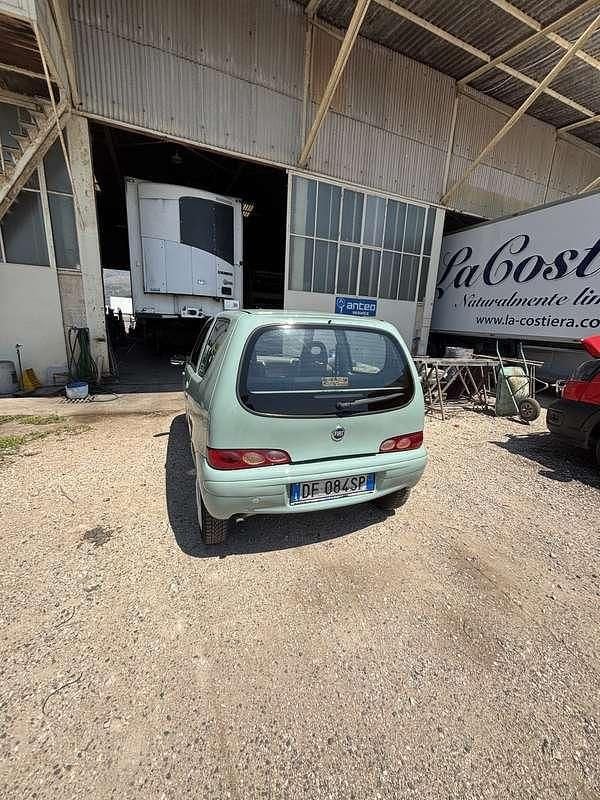 Usata Fiat 600 Anniversary 54 CV (39 kW) 2007 Utilitaria