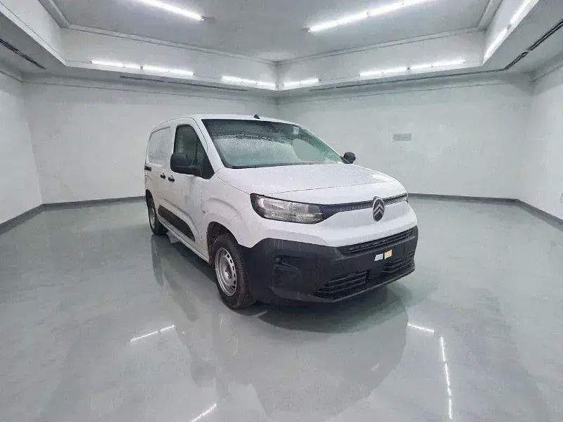 Nuova Citroën Berlingo 101 CV (74 kW) 2025 Bianco Monovolume