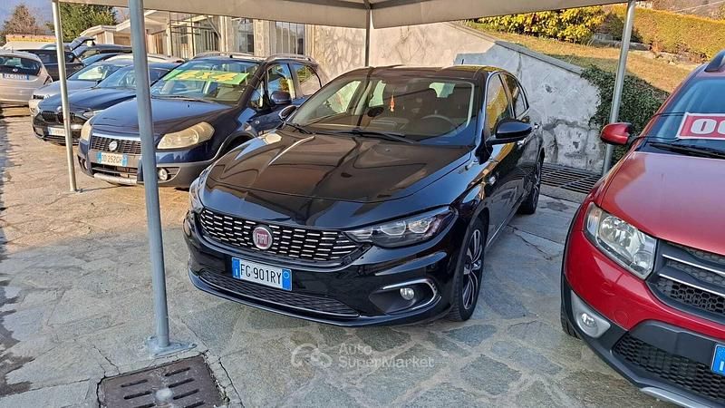 Usata Fiat Tipo 120 CV (88 kW) 2016 Nero Berlina