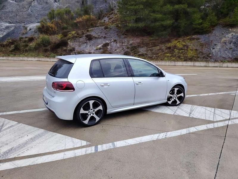 Usata VW Golf R-line 160 CV (117 kW) 2011 Argento Berlina