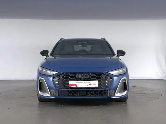 Usata Audi A5 S-Line 204 CV (150 kW) 2025 Blu ascari metallizzato Station wagon