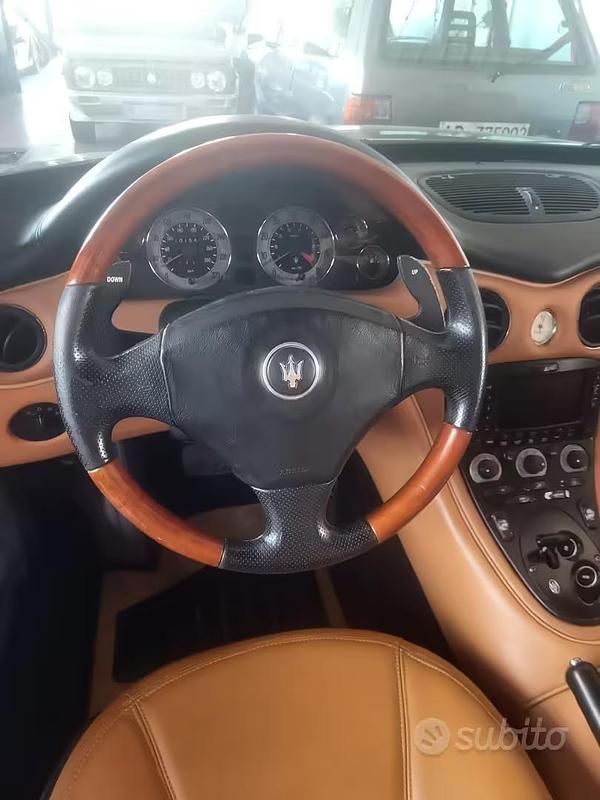 Begagnad Maserati 4200 GT 390 HK (286 kW) 2002 Svart Sportkupé