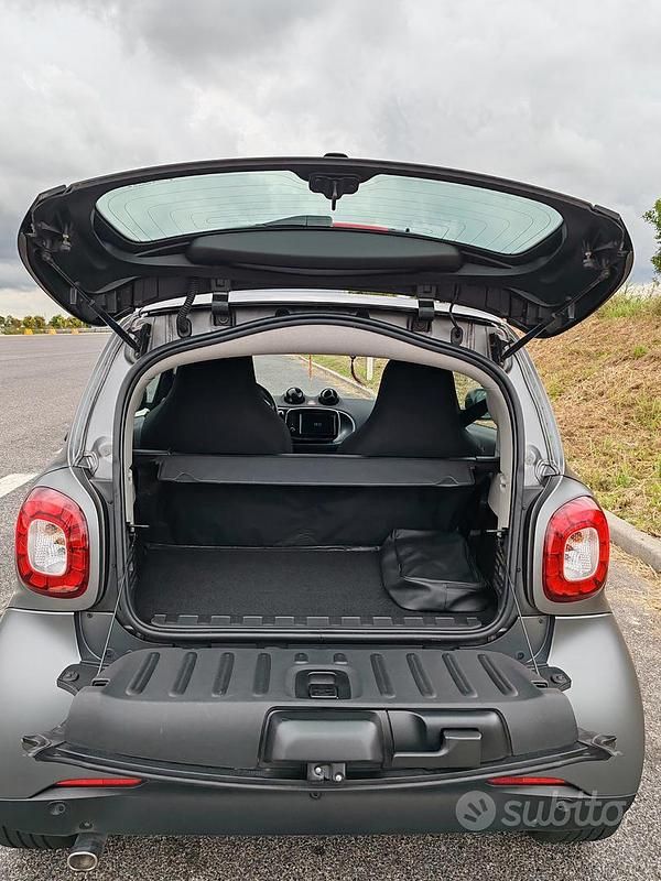 Usata Smart ForTwo Coupé 90 CV (66 kW) 2016 Grigio Coupé