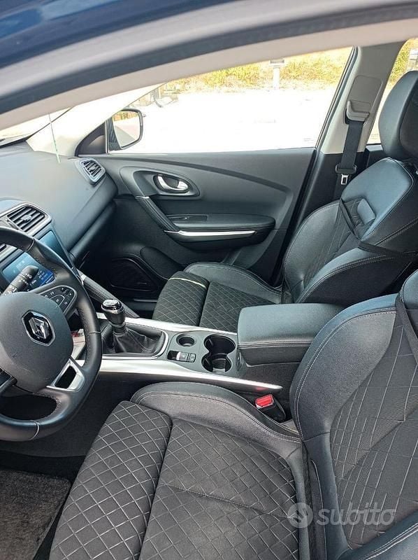 Usata Renault Kadjar 116 CV (85 kW) 2020 Blu SUV
