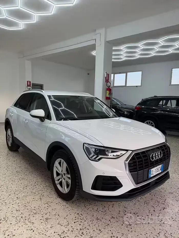 Usata Audi Q3 Business 150 CV (110 kW) 2022 Grigio SUV