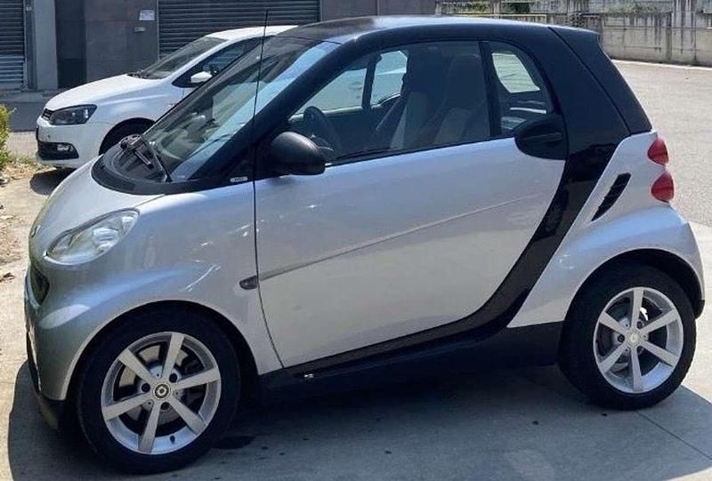 Grigio Usata 2008 Smart ForTwo Coupé Coupé | 3900 € (Buon prezzo) - Immagine 1/4