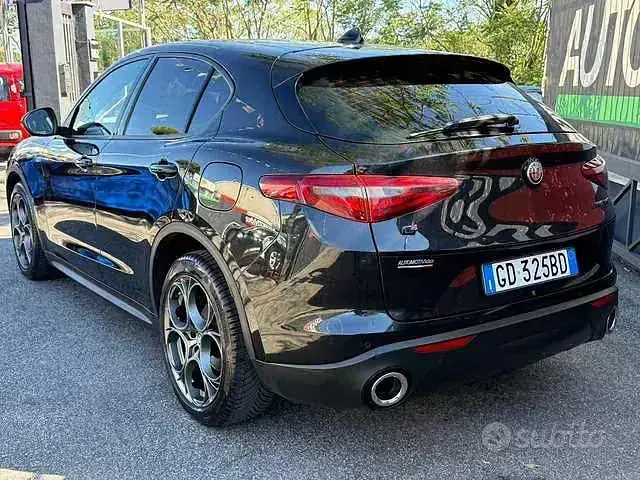 Usata Alfa Romeo Stelvio 190 CV (139 kW) 2020 Nero SUV