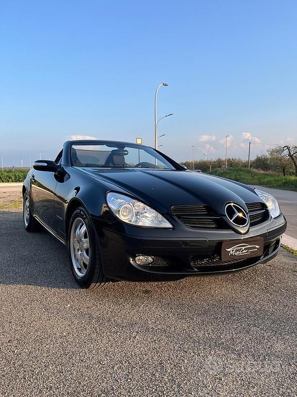 Usata Mercedes SLK200 163 CV (119 kW) 2005 Nero Cabrio