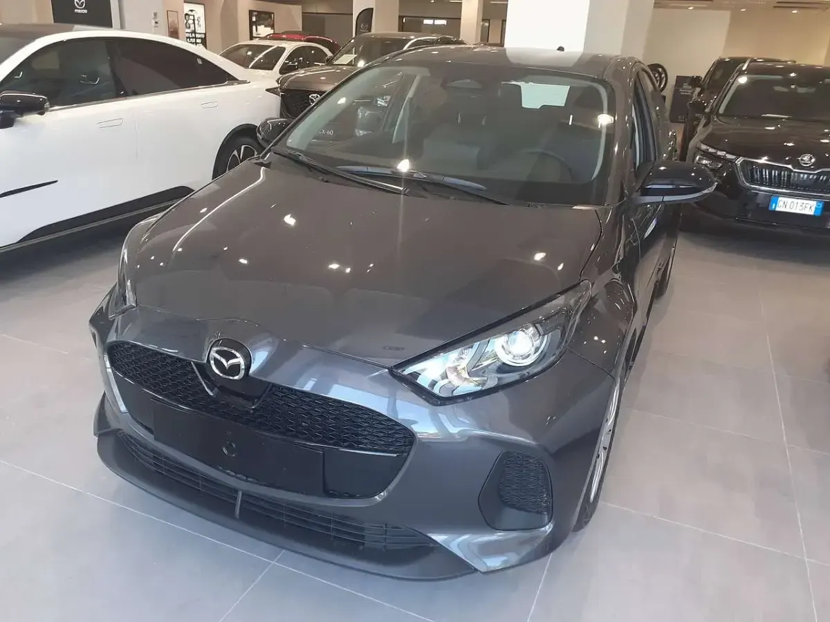 Nuova Mazda 2 Prime-Line 92 CV (67 kW) 2026 Grigio Utilitaria
