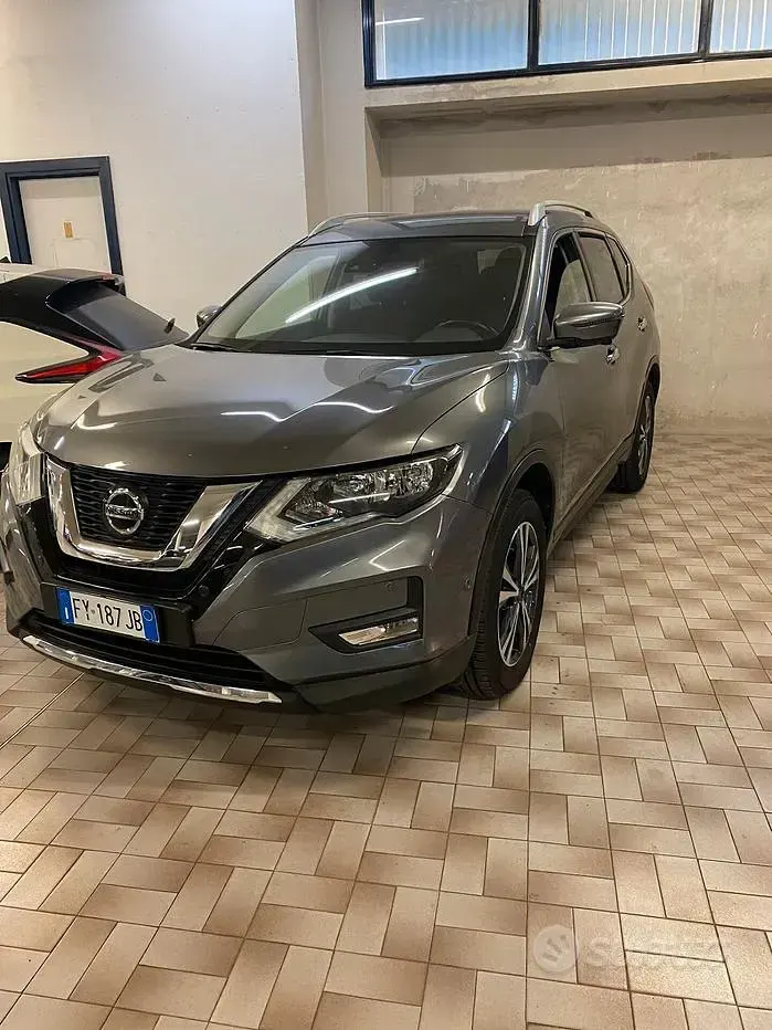Begagnad Nissan X-Trail N-Connecta 150 HK (110 kW) 2019 Grå SUV