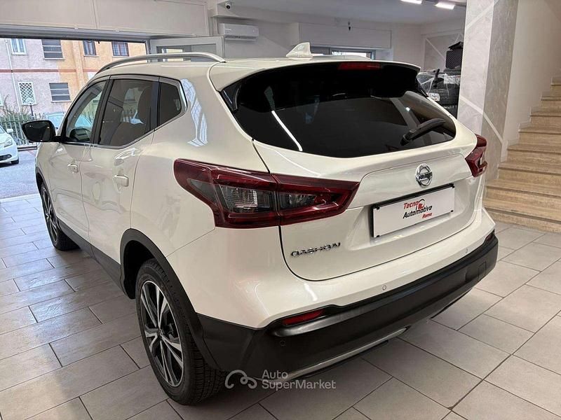 Usata Nissan Qashqai N-Connecta 116 CV (85 kW) 2021 Bianco metallizzato SUV