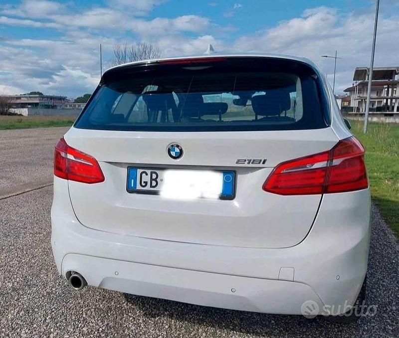 Usata BMW 218 140 CV (102 kW) 2020 Bianco Berlina