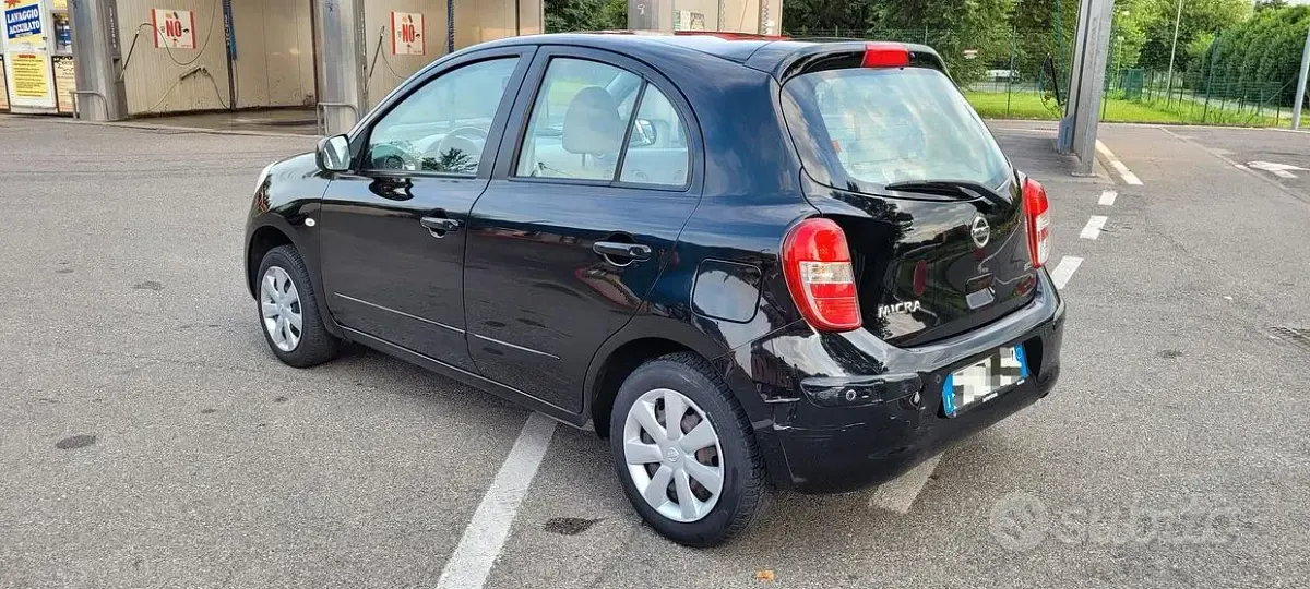 Usata Nissan Micra Acenta 80 CV (58 kW) 2011 Nero Utilitaria