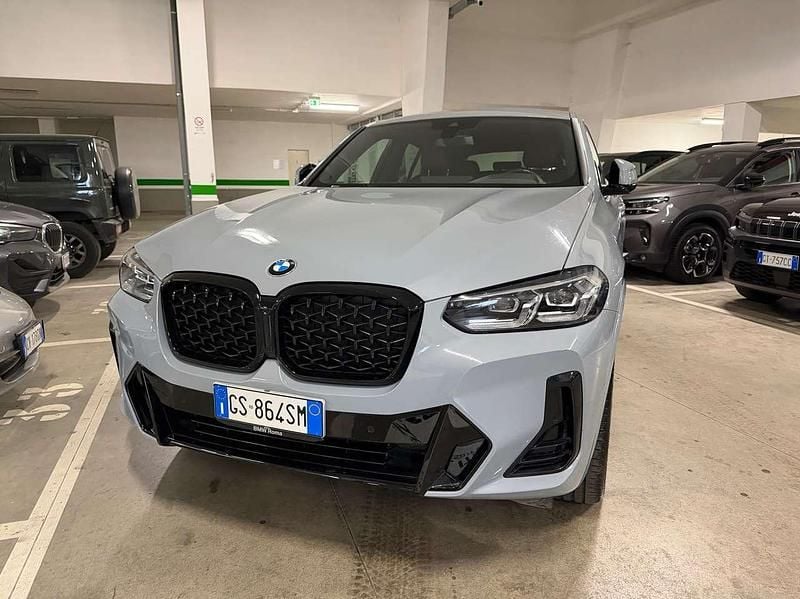 Usata BMW X4 Efficient Dynamics 190 CV (139 kW) 2024 Grigio SUV