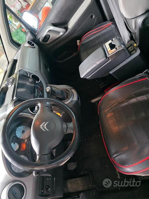 Usata Citroën Berlingo 2017 Grigio Monovolume