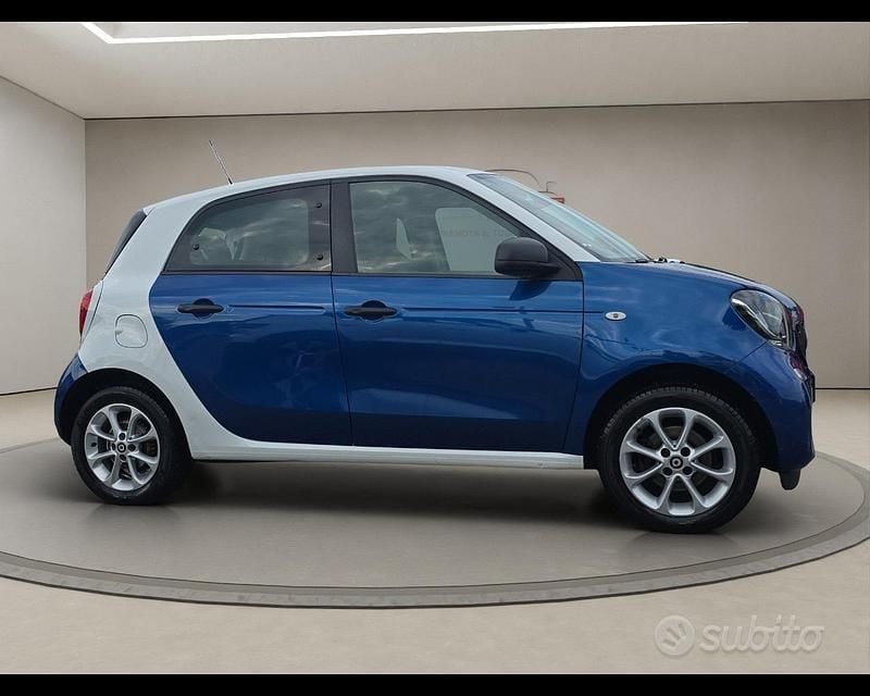 Usata Smart ForFour Passion 71 CV (52 kW) 2019 Blu Utilitaria