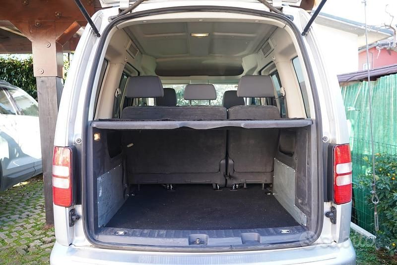 Usata VW Caddy 102 CV (75 kW) 2014 Grigio Monovolume