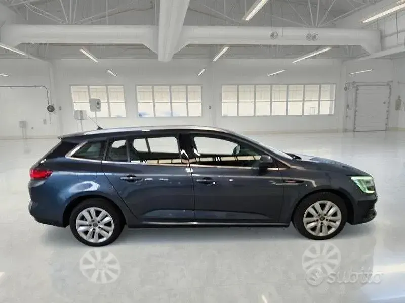 Usata Renault Mégane GrandTour Business 116 CV (85 kW) 2020 Grigio Station wagon