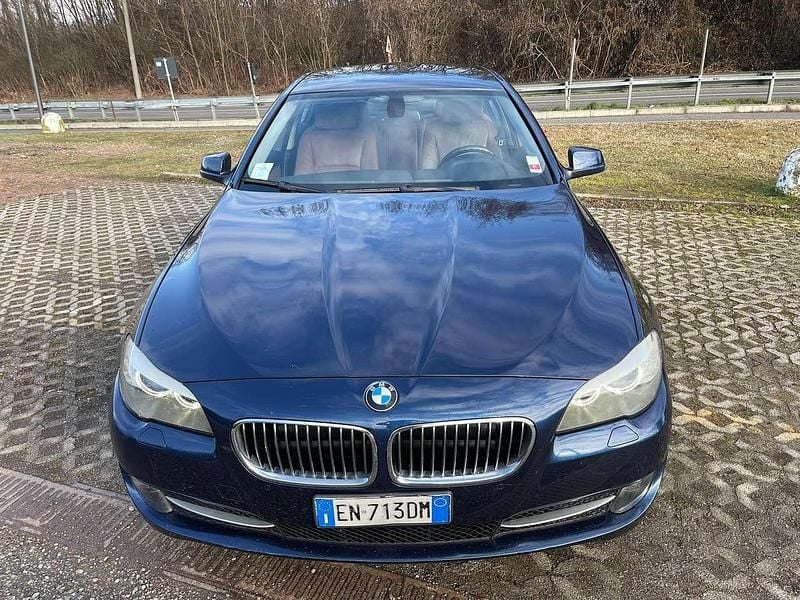 Usata BMW 525 M Sport 218 CV (160 kW) 2012 Blu/azzurro Berlina