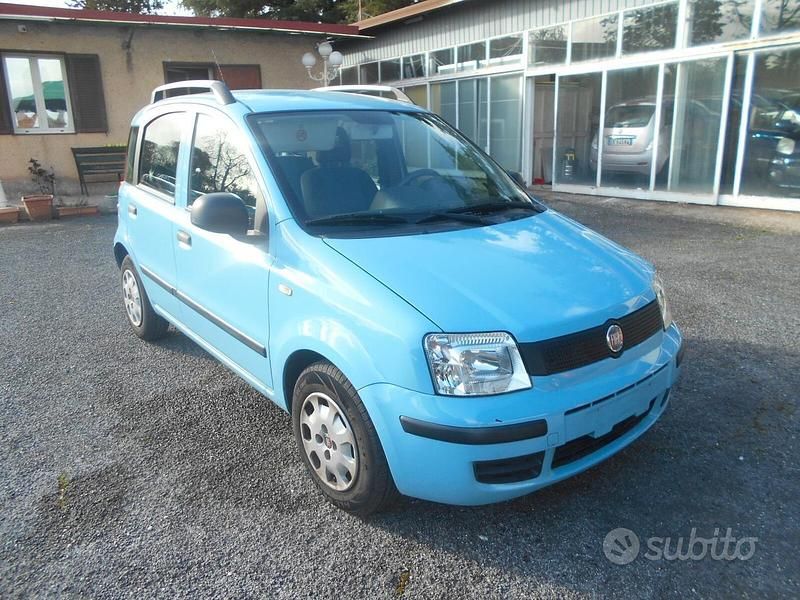 Usata Fiat Panda Dynamic 69 CV (50 kW) 2011 Blu Utilitaria