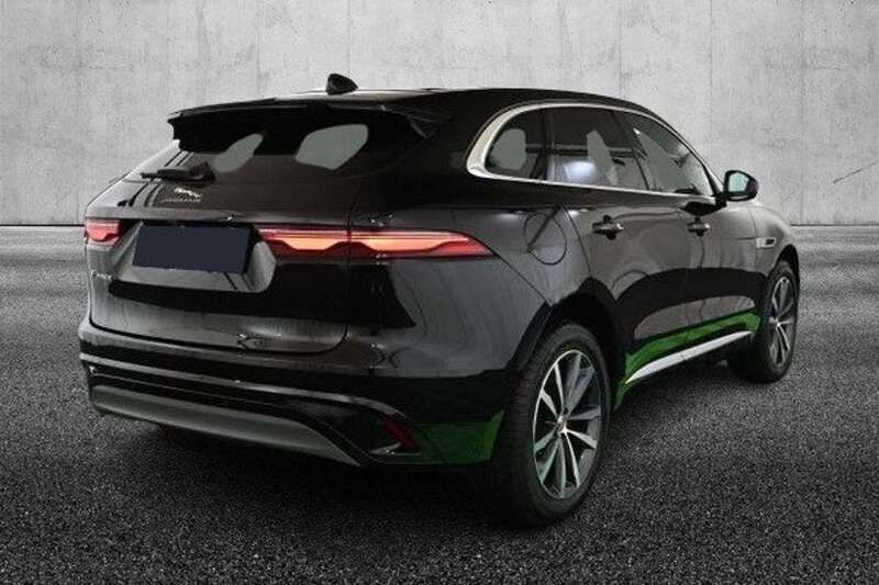Usata Jaguar F-Pace R-Dynamic 204 CV (150 kW) 2023 Nero SUV