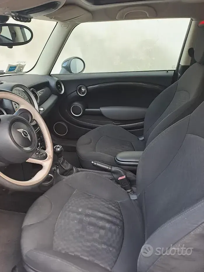 Usata Mini Cooper SD 143 CV (105 kW) 2012 Utilitaria