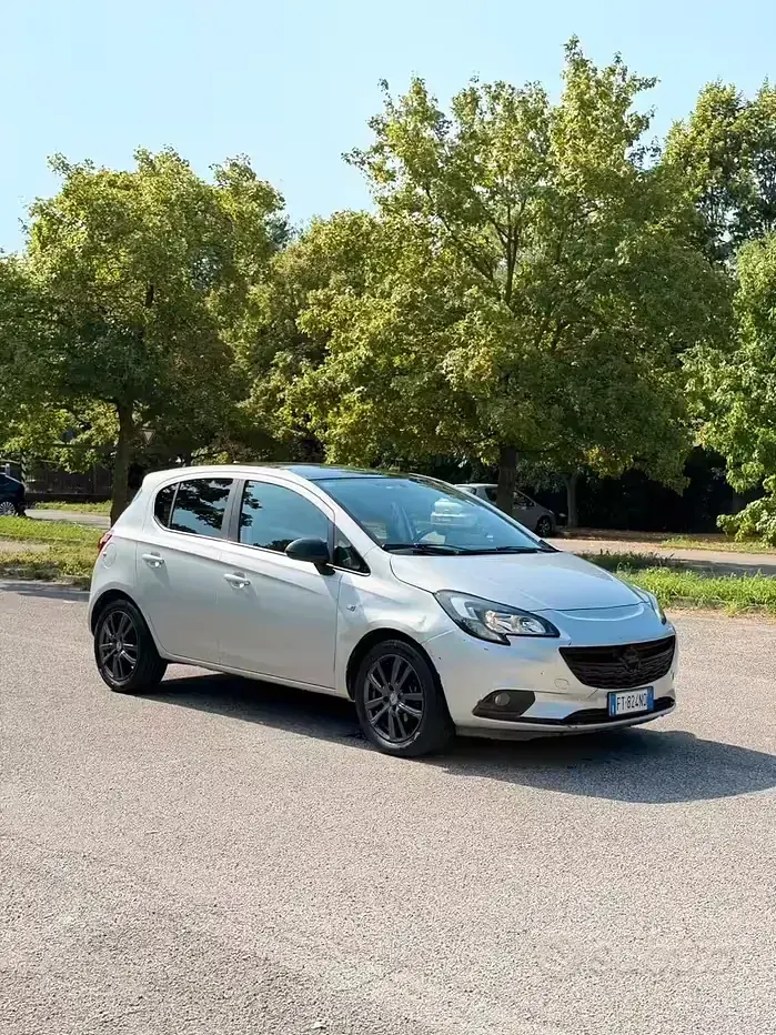 Usata Opel Corsa 90 CV (66 kW) 2019 Utilitaria