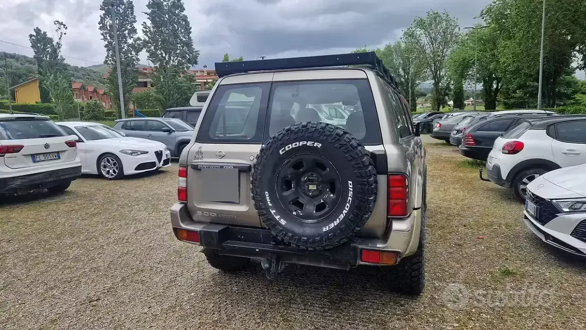 Usata Nissan Patrol 158 CV (116 kW) 2002 SUV