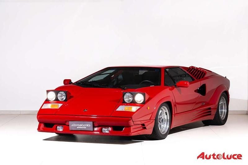 Usata Lamborghini Countach 455 CV (334 kW) 1989 Rosso siviglia Coupé