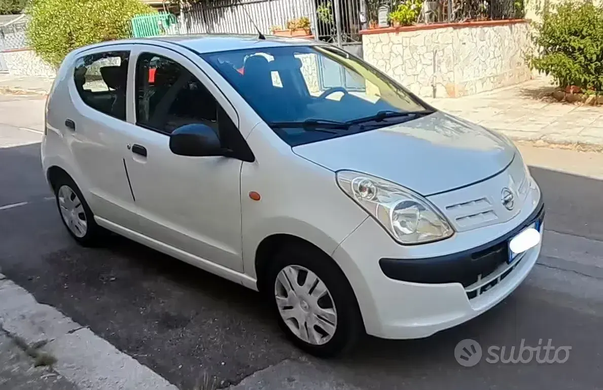 Usata Nissan Pixo 68 CV (50 kW) 2010 Bianco Utilitaria
