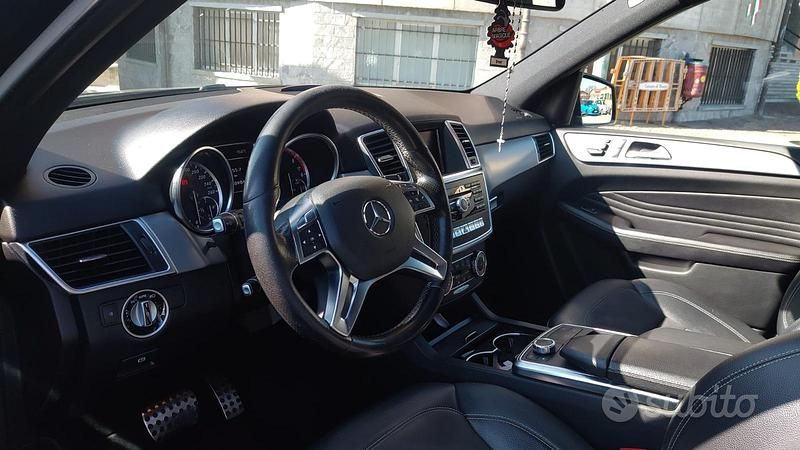 Usata Mercedes ML250 204 CV (150 kW) 2012 Nero SUV