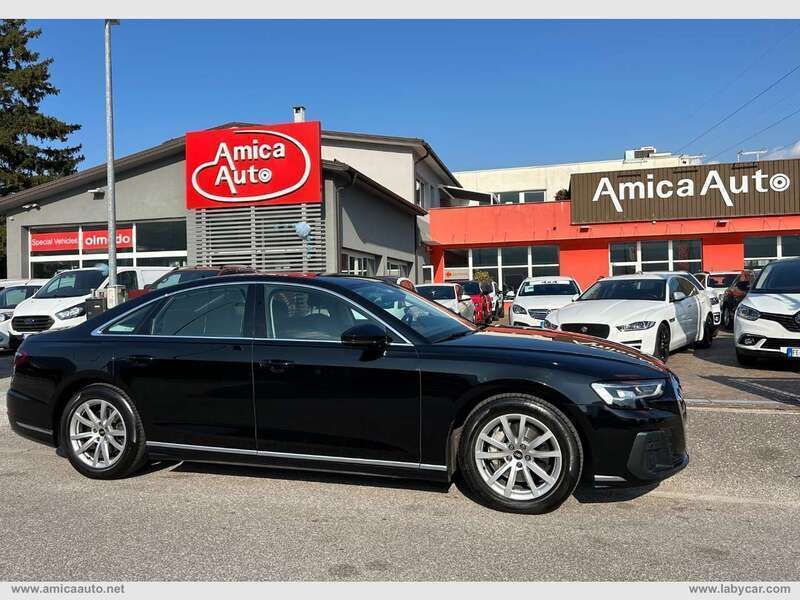 Nero Usata 2023 Audi A8 Tre volumi | 62.450 € (Buon prezzo) - Immagine 1/4