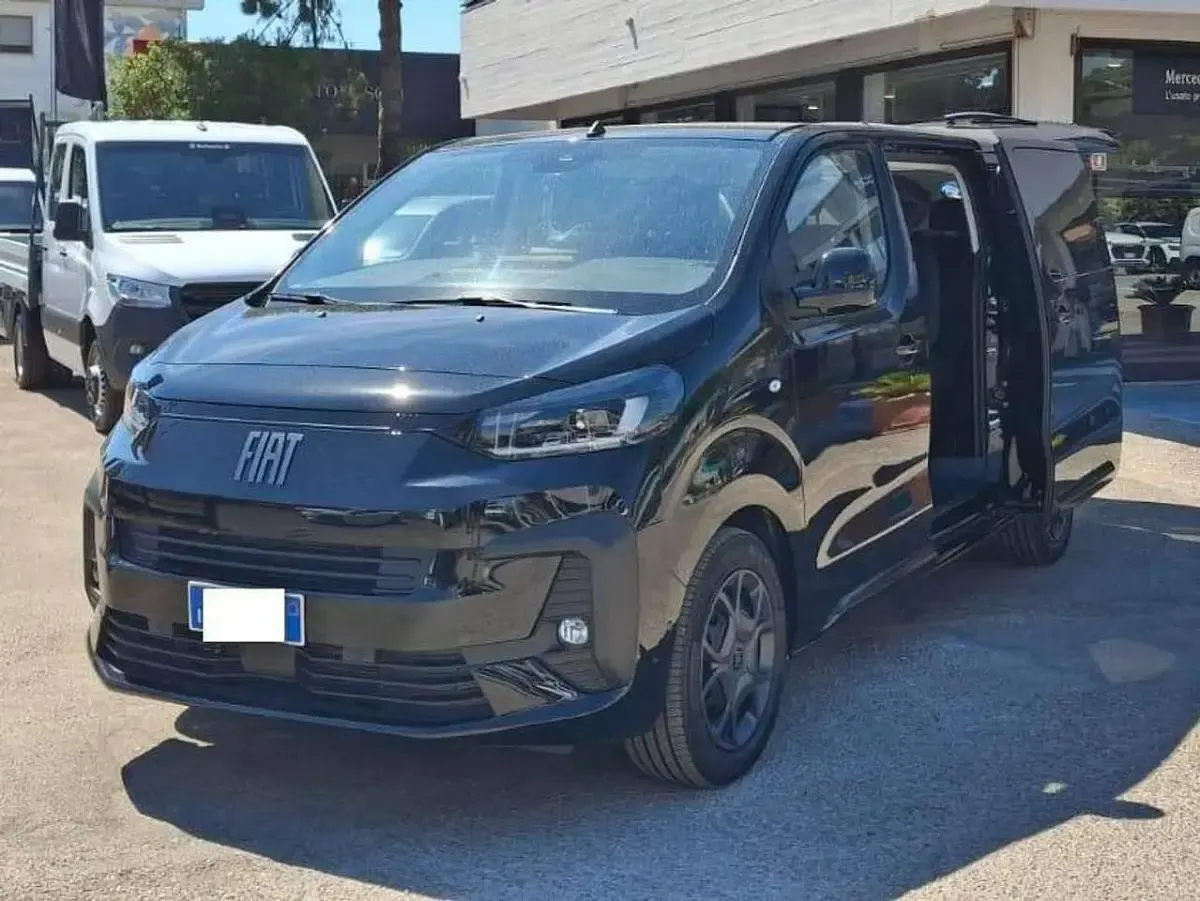 Usata Fiat E-Ulysse 131 kW (179 CV) 2025 Bianco Monovolume