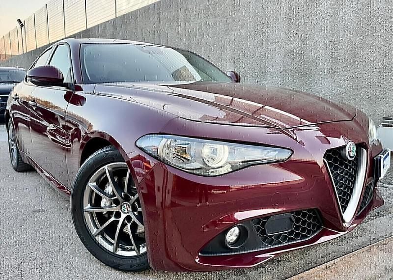 Brugt Alfa Romeo Giulia Super 150 HK (110 kW) 2016 Rød Sedan